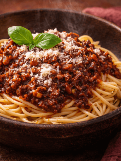 Espagueti a la Boloñesa: La Receta Casera que Se Vuelve Tradición