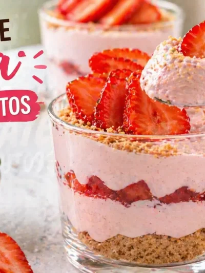 Postre en Vasos de Fresa en 10 Minutos (Fresco y Cremoso)